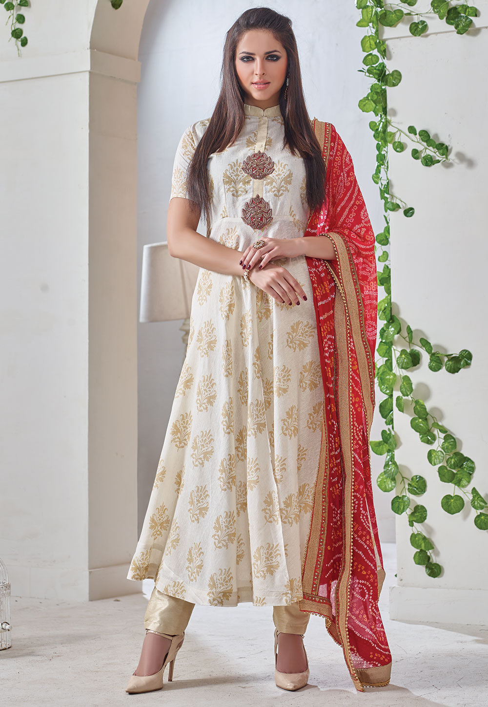 Buy Yellow Silk Chanderi Embroidery Round Anarkali Set For Women by Sheetal  Batra Online at Aza Fashions.