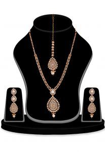 Stone Studded Necklaces Set in Off White