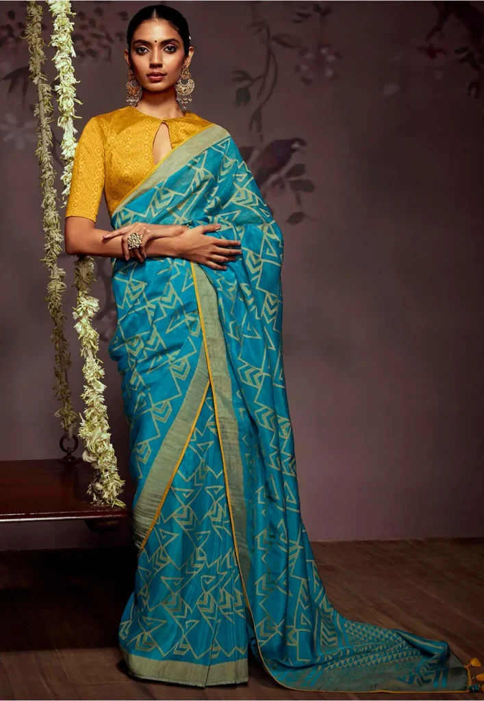 How to drape Kanchipuram Silk Saree, Easy Saree Draping Tutorial, Pallu  Pleating