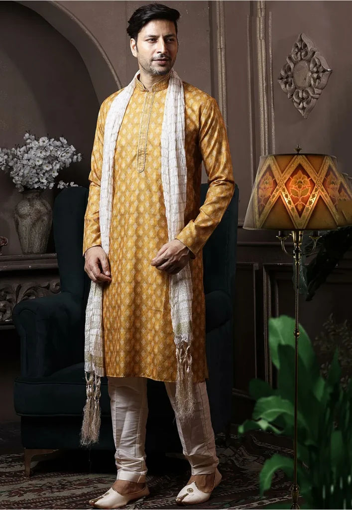 Trendy Ways to Style a Kurta Pajama for Men