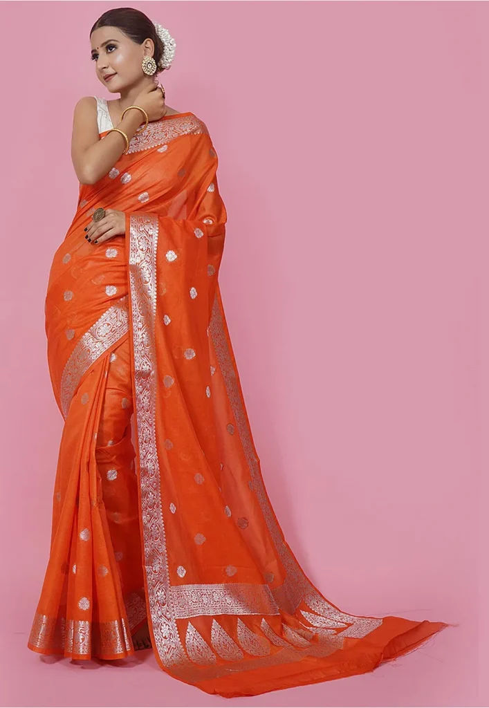 How to wear silk saree in modern style