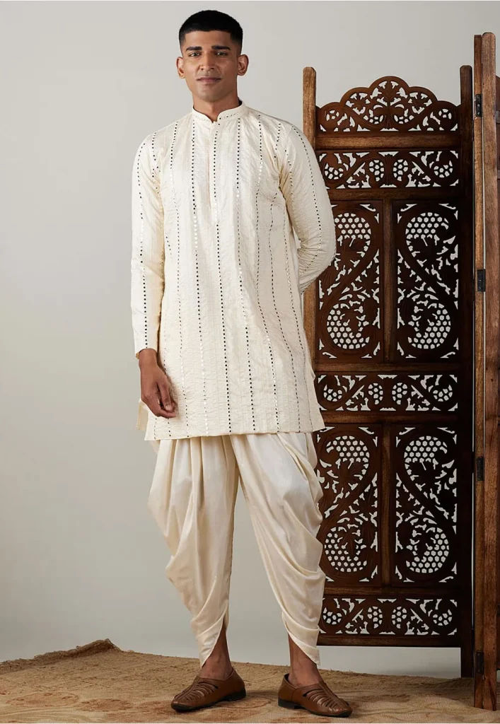 Embroidered Viscose Cotton Kurta in Cream