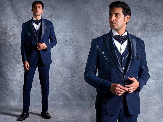 Navy Blue Blazer Styling Tips