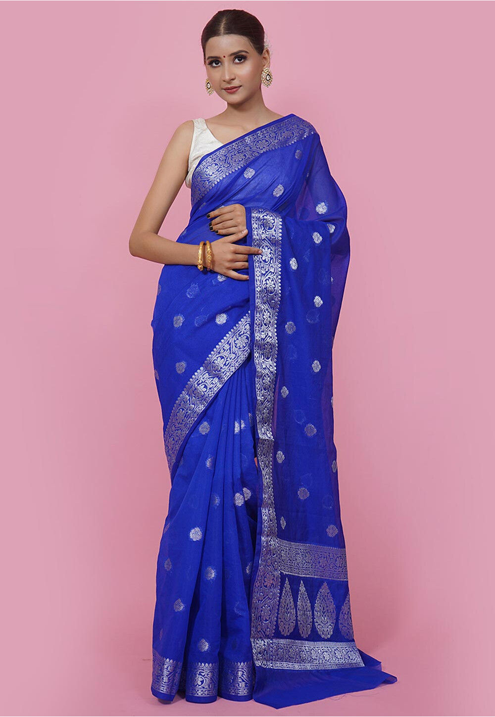 Buy Saree Mall Navy Blue & Pink Floral Jute Silk Block Print Sarees - Sarees  for Women 20045608 | Myntra