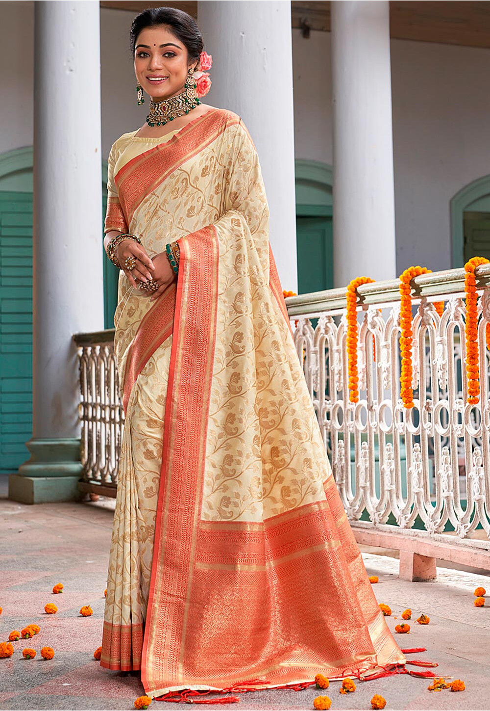 Handwoven Golden Banarasi Tissue Silk Saree – Sumangal Banaras