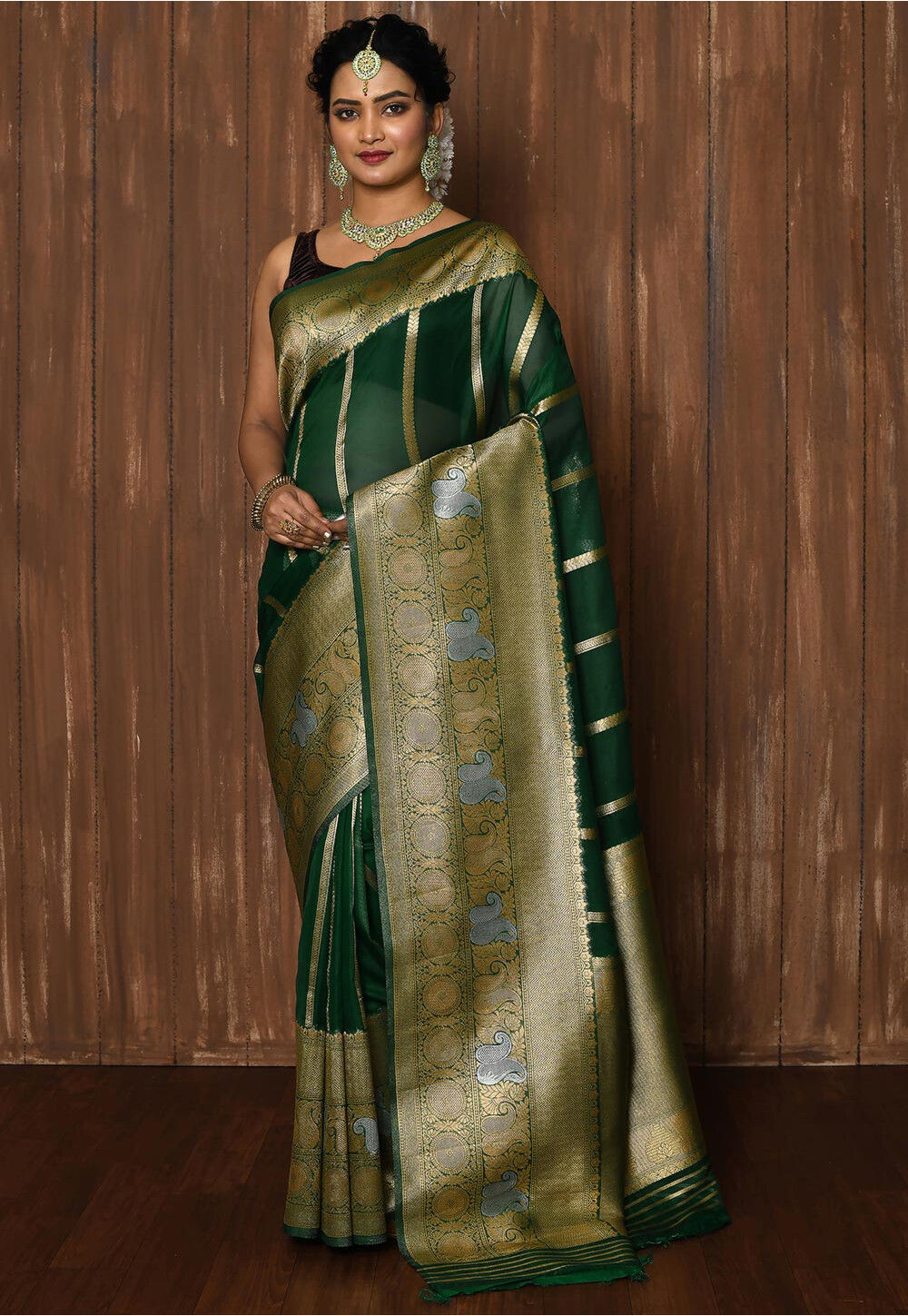 Buy Green Pears Saree Women Dark Green Woven Design Silk Blend Banarasi  Saree with Unstitched Blouse piece Online at Best Prices in India - JioMart.