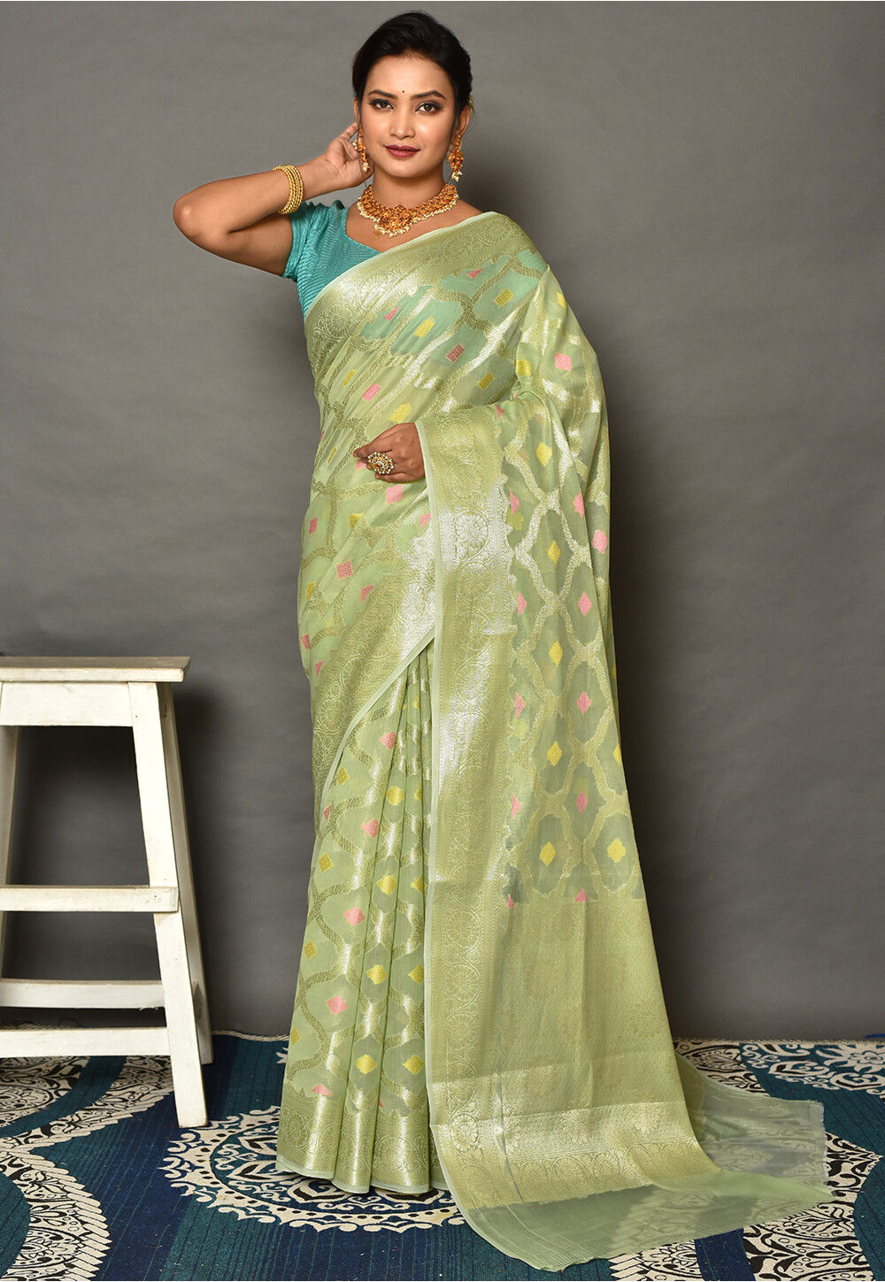 Banarasi Saree in Pastel Green SWZ1127