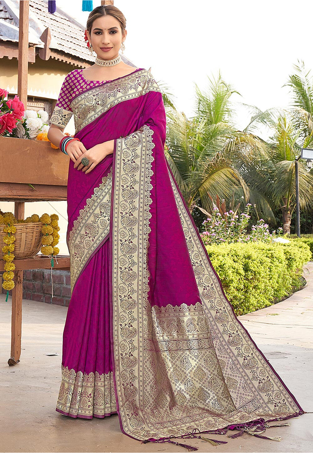 Light Purple Banarasi Dola Silk Saree - Urban Womania