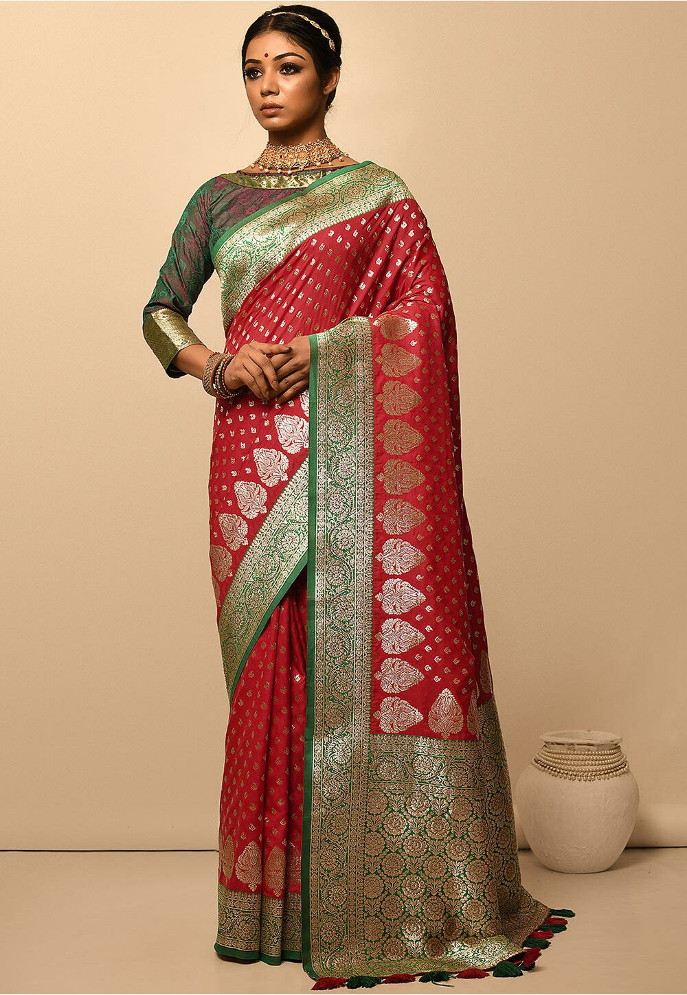 Buy Dark Green Banarasi Silk Saree With Banglori Silk Blouse Online -  SARV02448 | Andaaz Fashion