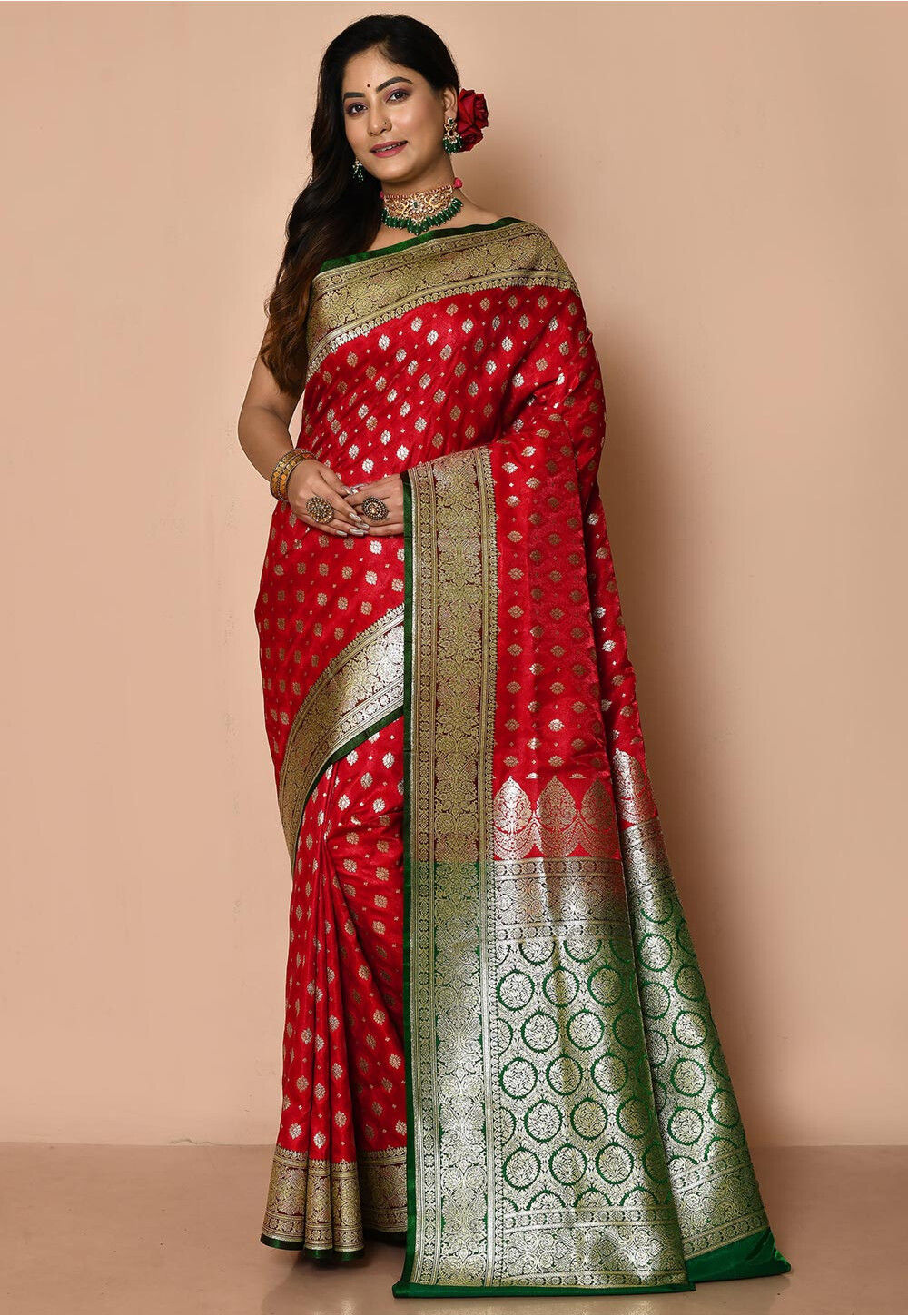 Red Handwoven Katan Silk Banarasi Saree With Green Border – Wearitage India