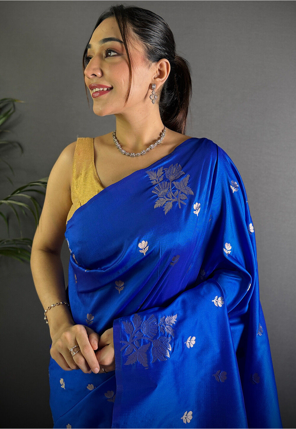 Buy Banarasi Saree In Royal Blue Online SEJ1262 Utsav Fashion buy-banarasi-saree-in-royal-blue-online-sej1262-utsav-fashion