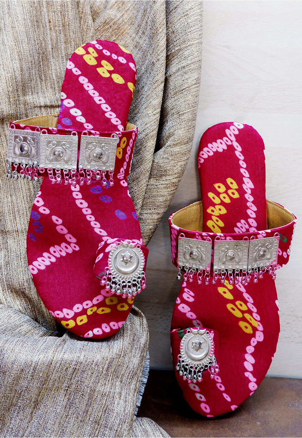 Buy Bandhej Printed Crepe Kolhapuris in Fuchsia Online JJF110