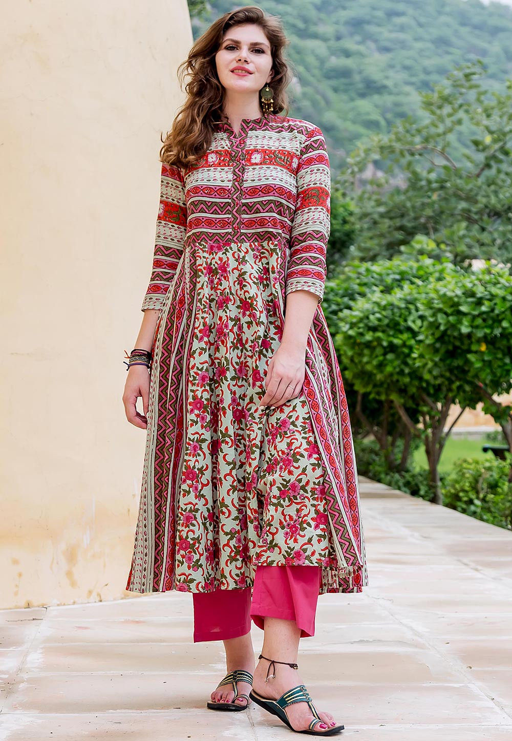 Block Printed Cotton Kurta with Pant in Multicolor : TQM429