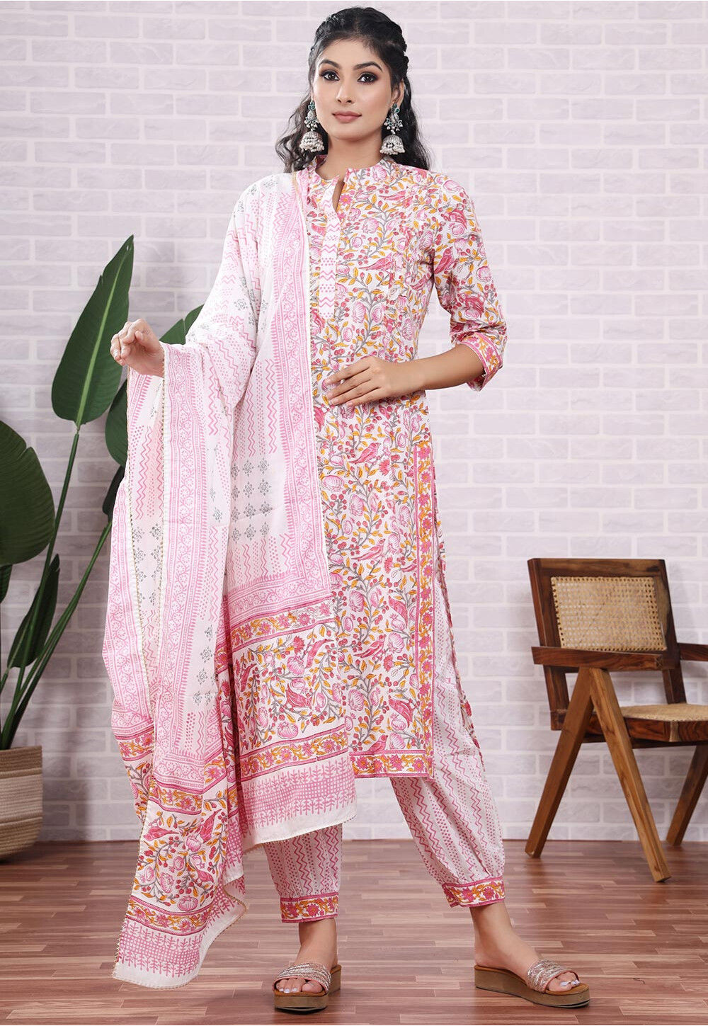 44Inch White Ladies Cotton Kurti Pant Set at Rs 750/set | Ladies Kurti Pant  Set in New Delhi | ID: 2852566413791