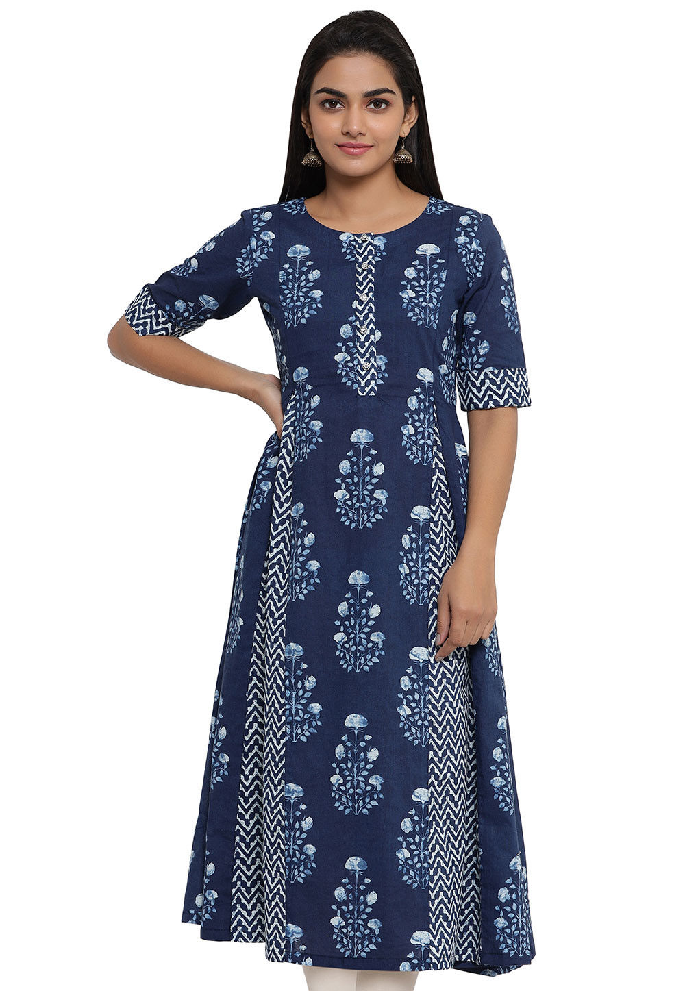 Cotton Hakoba and Dabu print outfit- Elestren | Kulina® | Pretty dresses  casual, Print clothes, Simple kurti designs