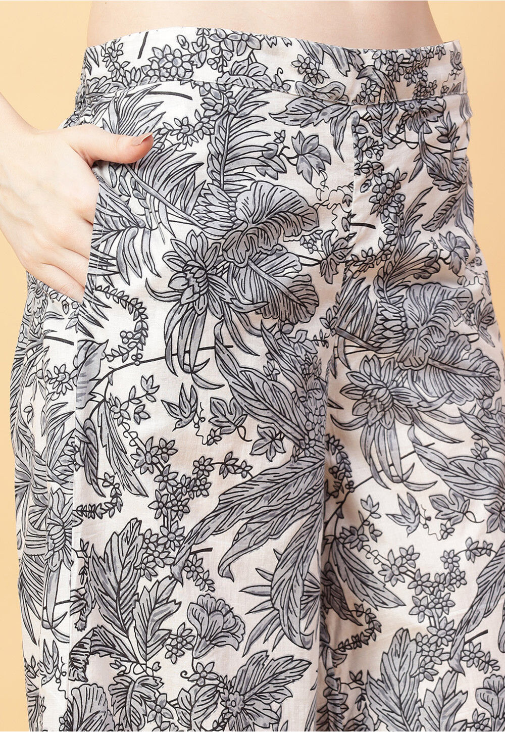 Women's Off White Printed Co-Ords Set