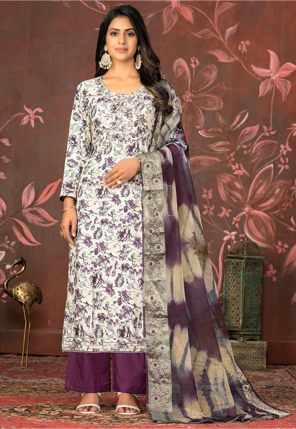 Off White Digital Printed Pakistani Style Salwar Suit