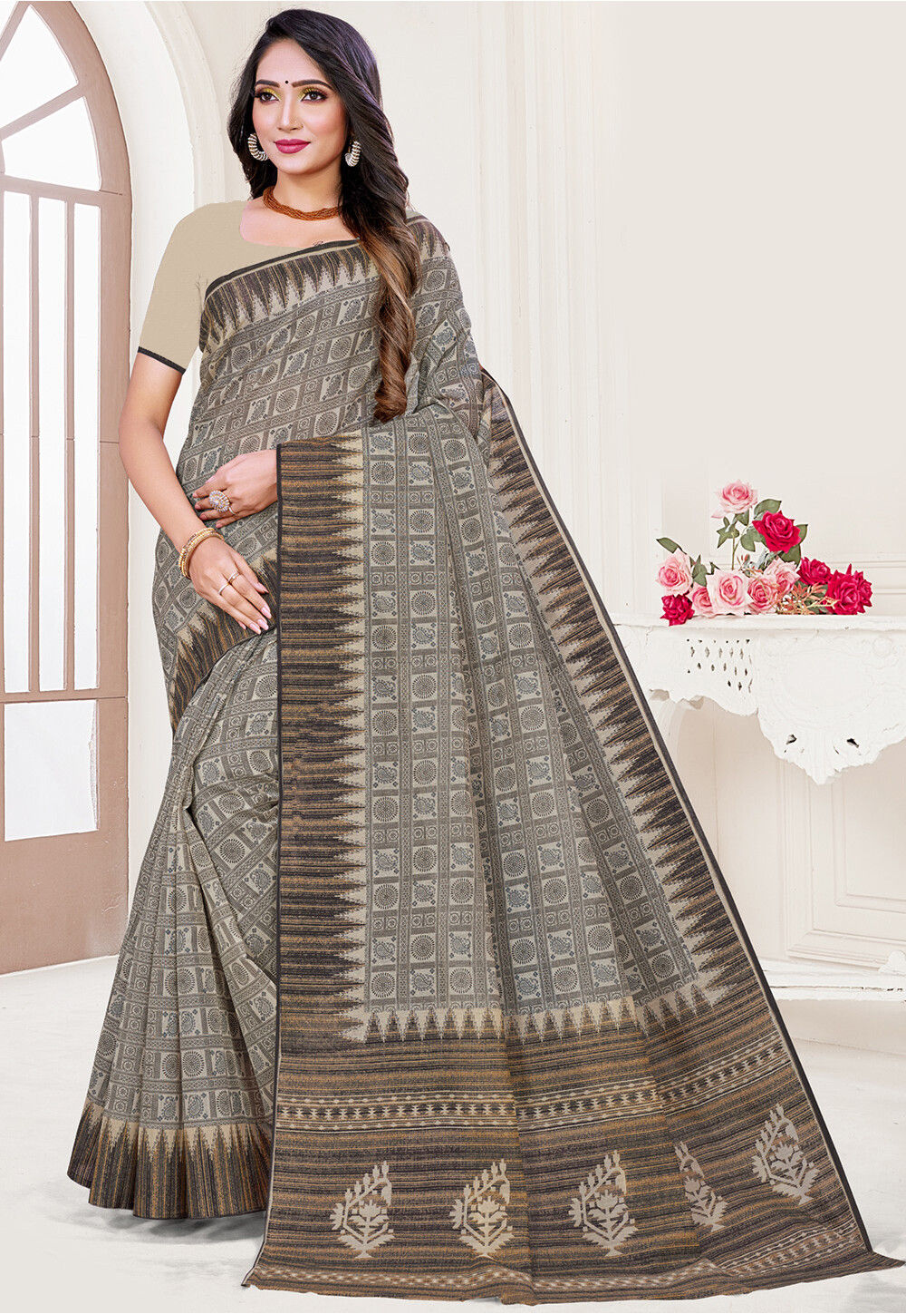 Buy Grey & red Sarees for Women by Sajasajo Online | Ajio.com