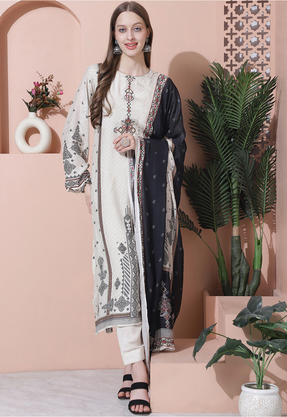Off White Pure Muslin Digital Printed Salwar Suit