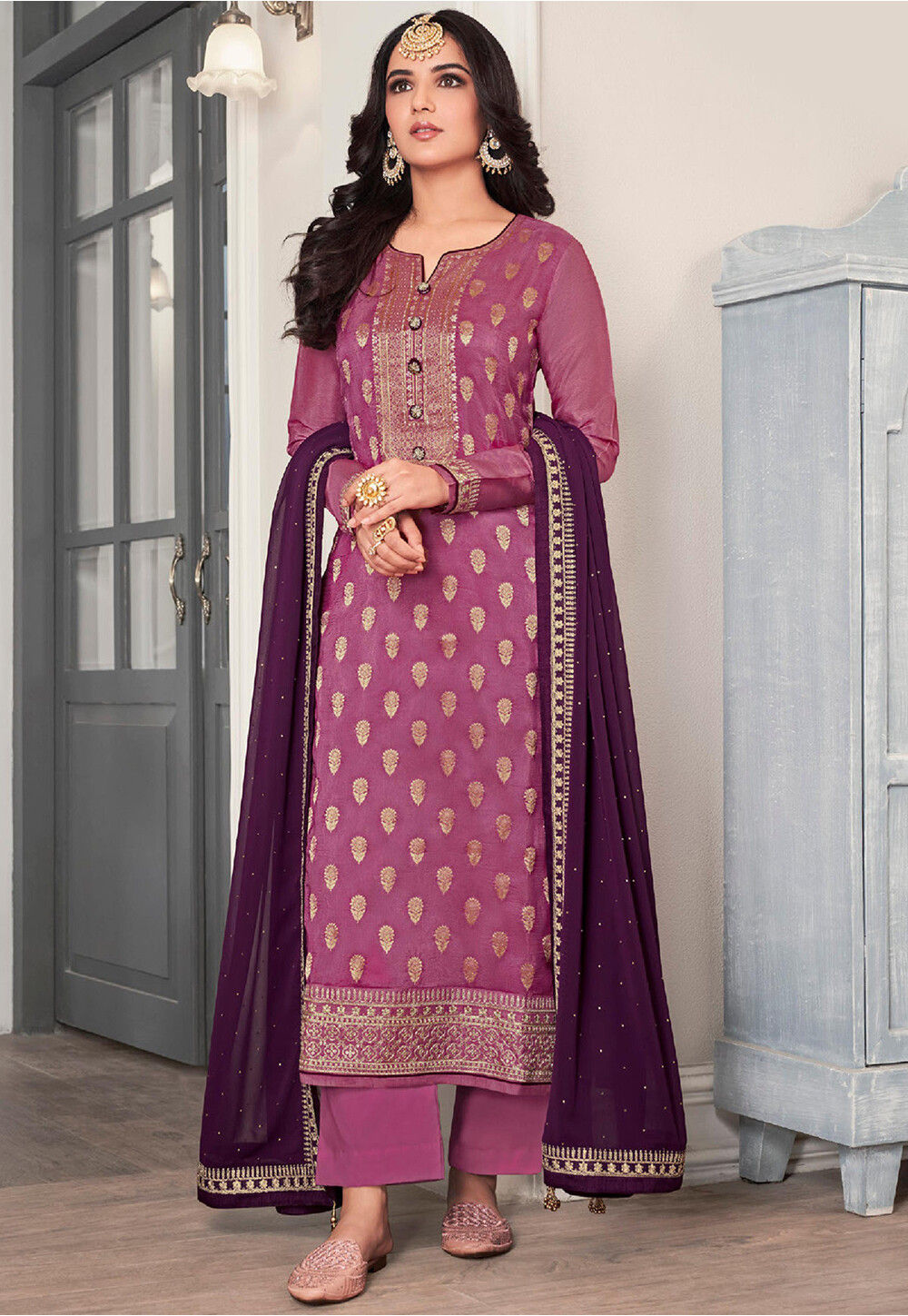 Embroidered Art Silk Pakistani Suit in Pink : KCH8516