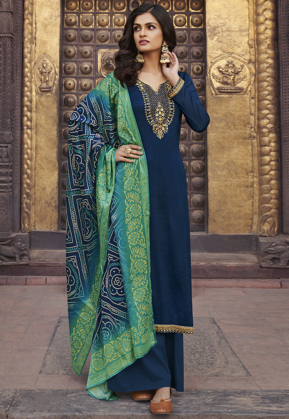 Embroidered Chinon Chiffon Pakistani Suit in Teal Blue : KCH6429