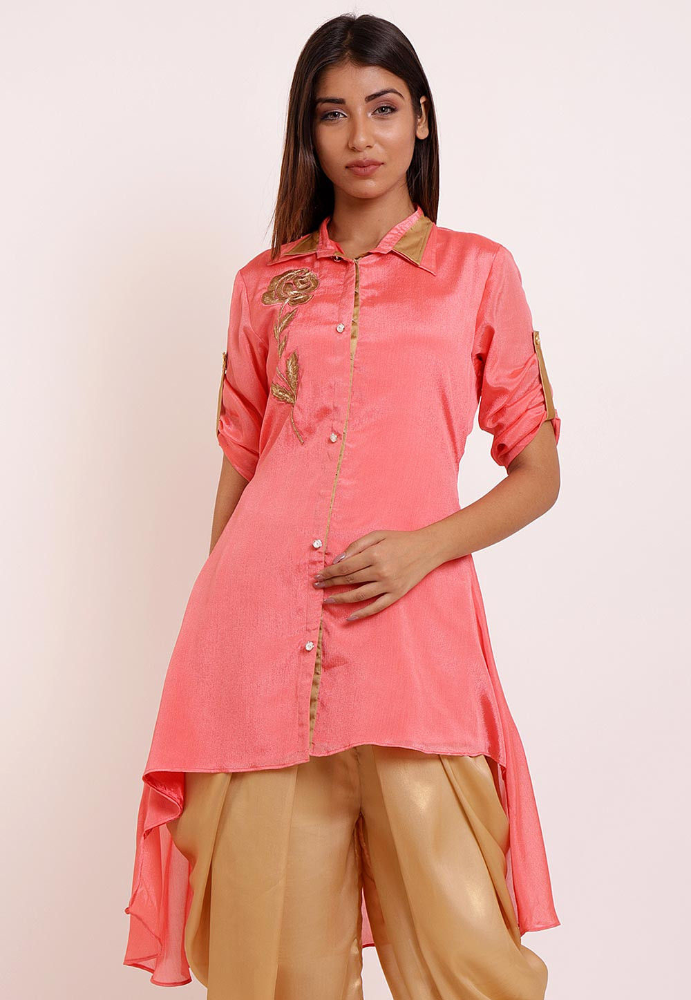 NEW ARRIVAL PRETTY FRONT SLIT HIGH-LOW KURTI