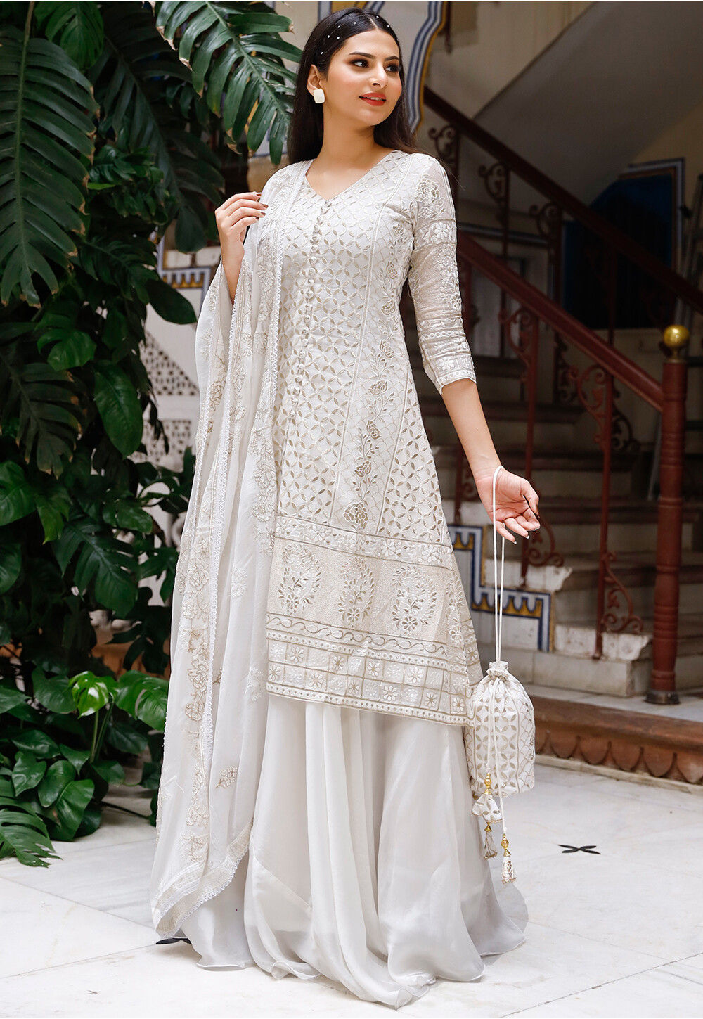 Utsav fashion store near me