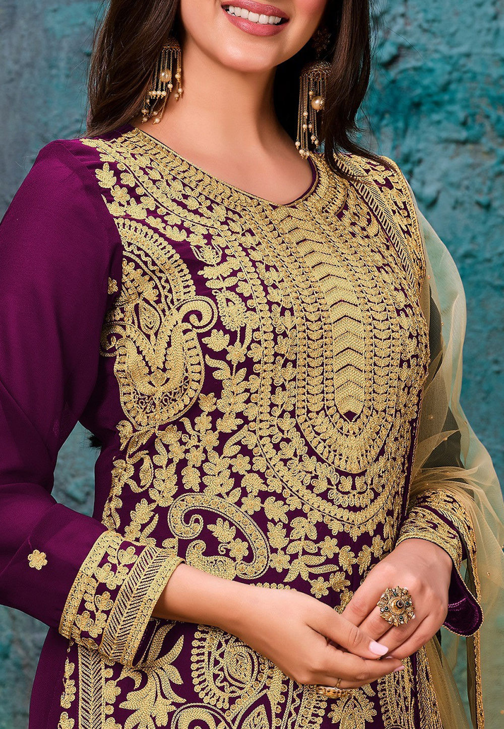 Embroidered Georgette Pakistani Suit in Purple : KCH5898