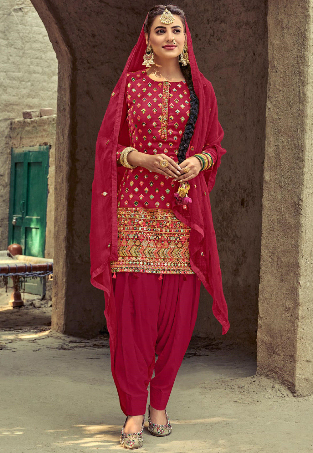 Buy Embroidered Georgette Punjabi Suit In Fuchsia Online Kch6199 Utsav Fashion 