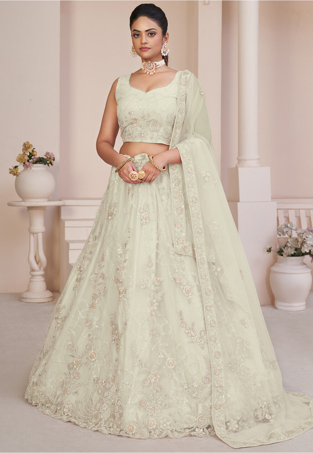 Page 6 | Bridal Lehenga and Ghagra Choli w/ Resham Work: Buy Latest Designs  |Utsav Fashion