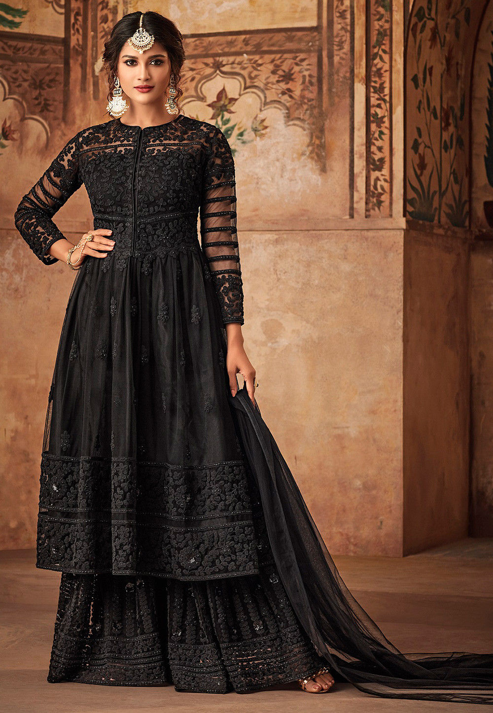 Details more than 74 pakistani net gown dresses super hot