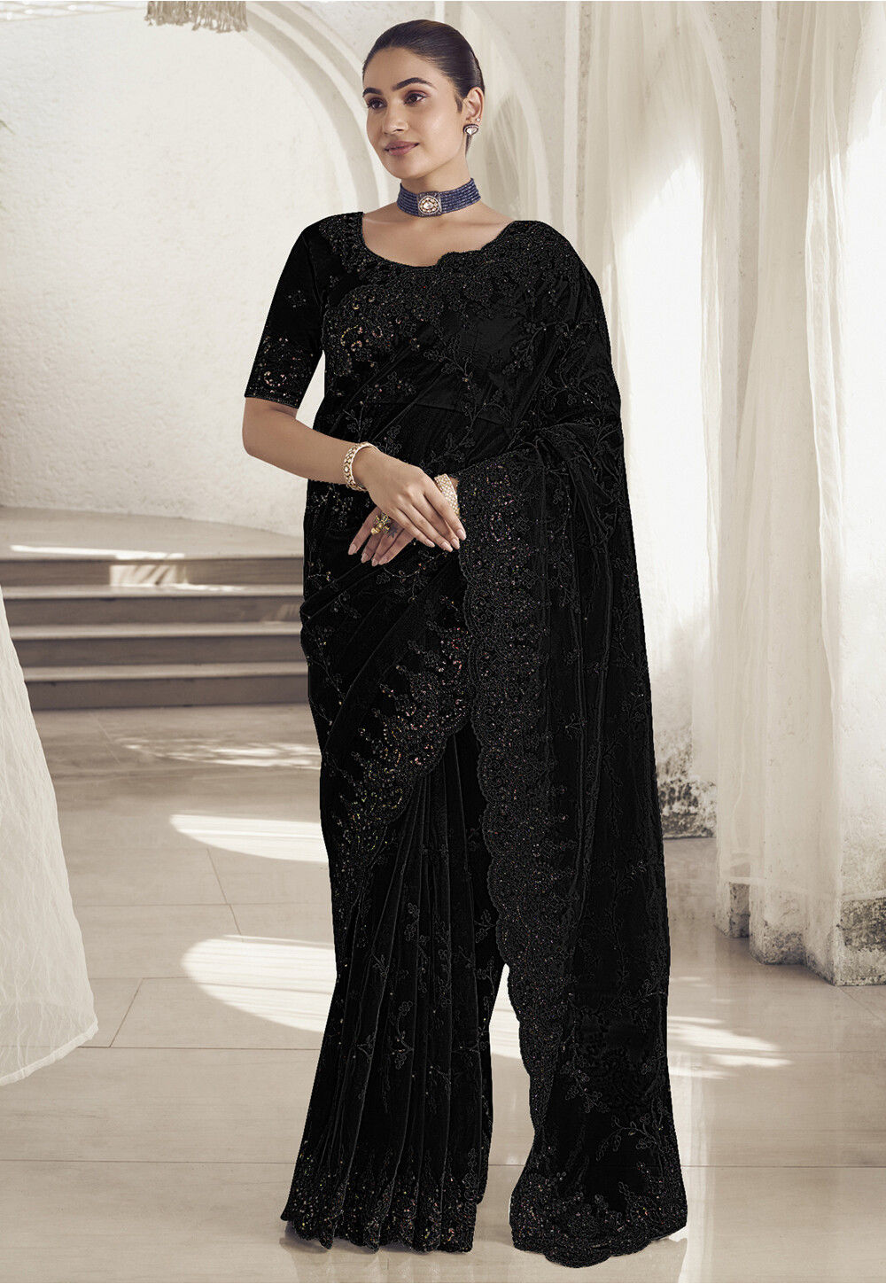 Buy Embroidered Net Scalloped Saree in Black Online : SET242 - Utsav ...