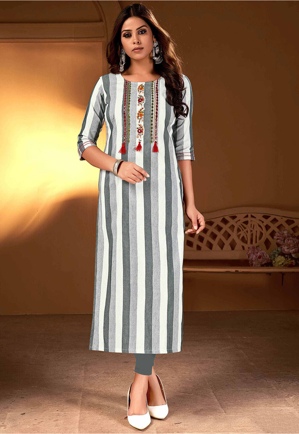 Buy Neeti Collections Combo Grey Cotton Kurti with Legging (PUNGLLE0024) at  Amazon.in