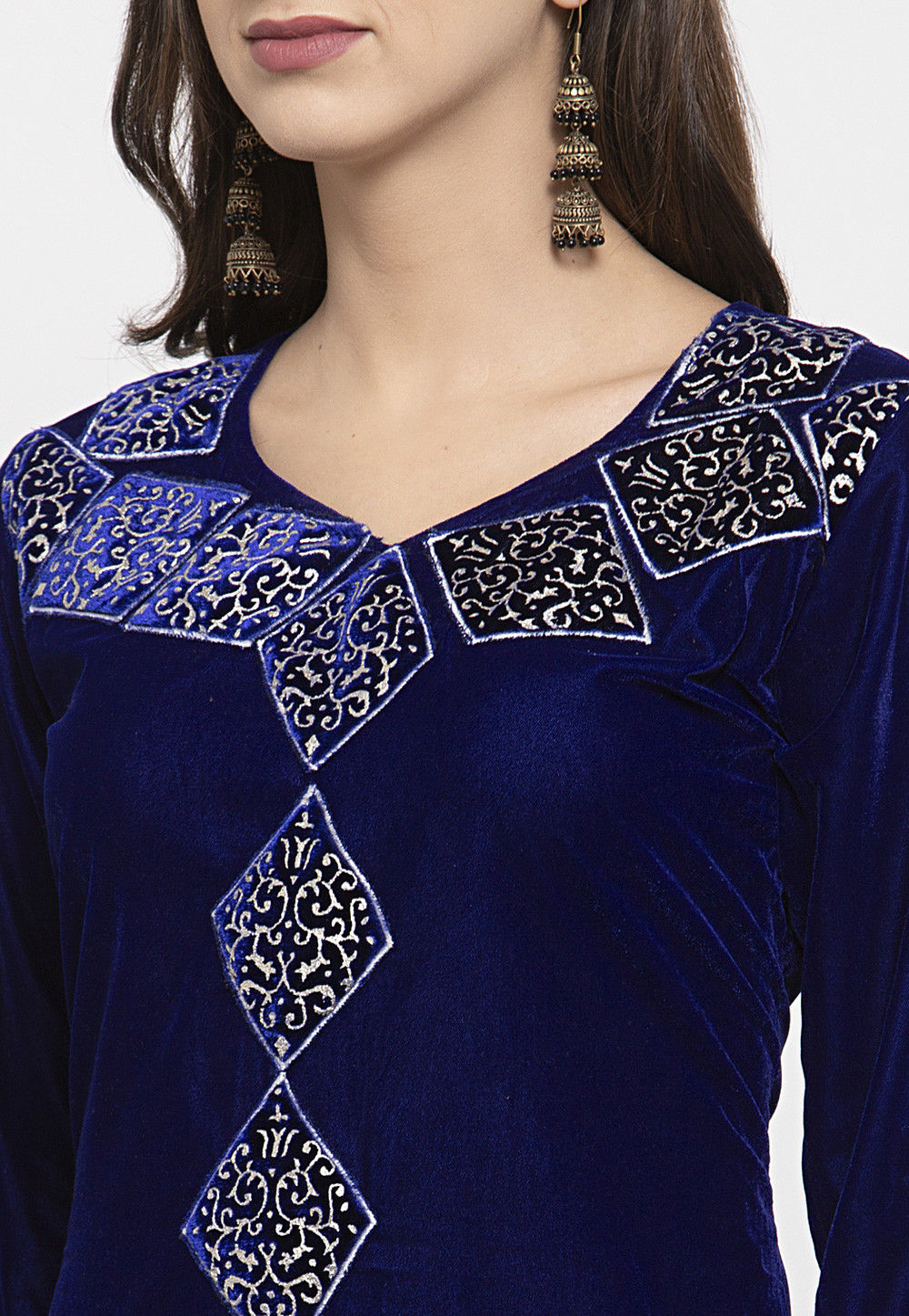 Women Navy Velvet Embroidered Pocket Straight Kurta