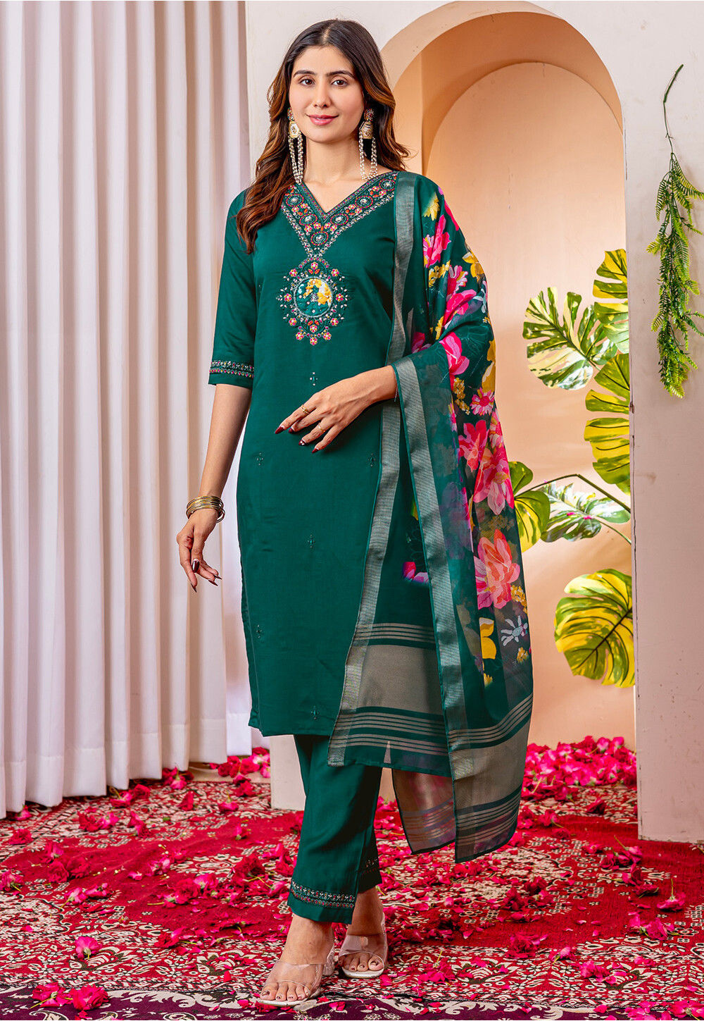 Buy Embroidered Viscose Silk Pakistani Suit in Dark Green Online : KPZ125 -  Utsav Fashion