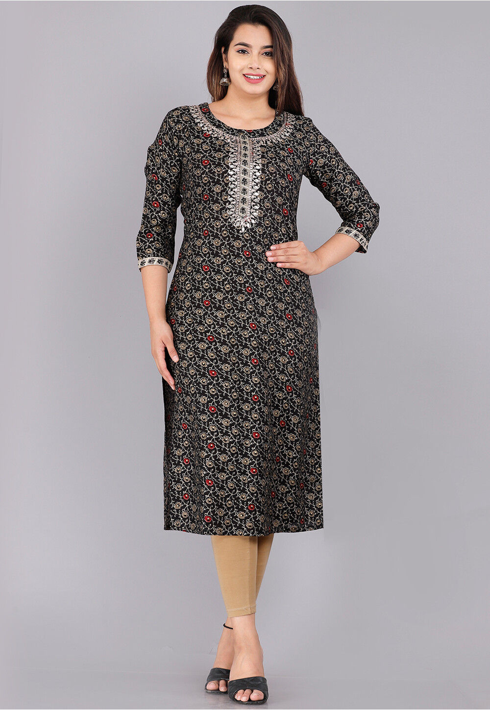 Black Womens Cotton Fabric Light Weight, 3/4Th Sleeves Printed Straight  Kurti at Best Price in Dhoraji | Heena Fashion