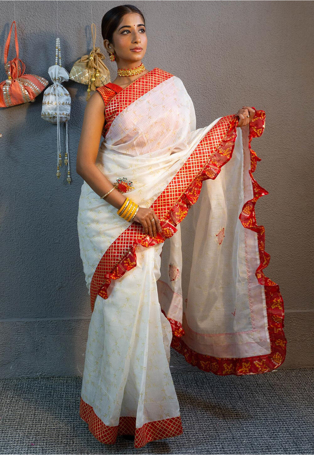 White & Red Woven Kanjivaram Silk Saree - Urban Womania