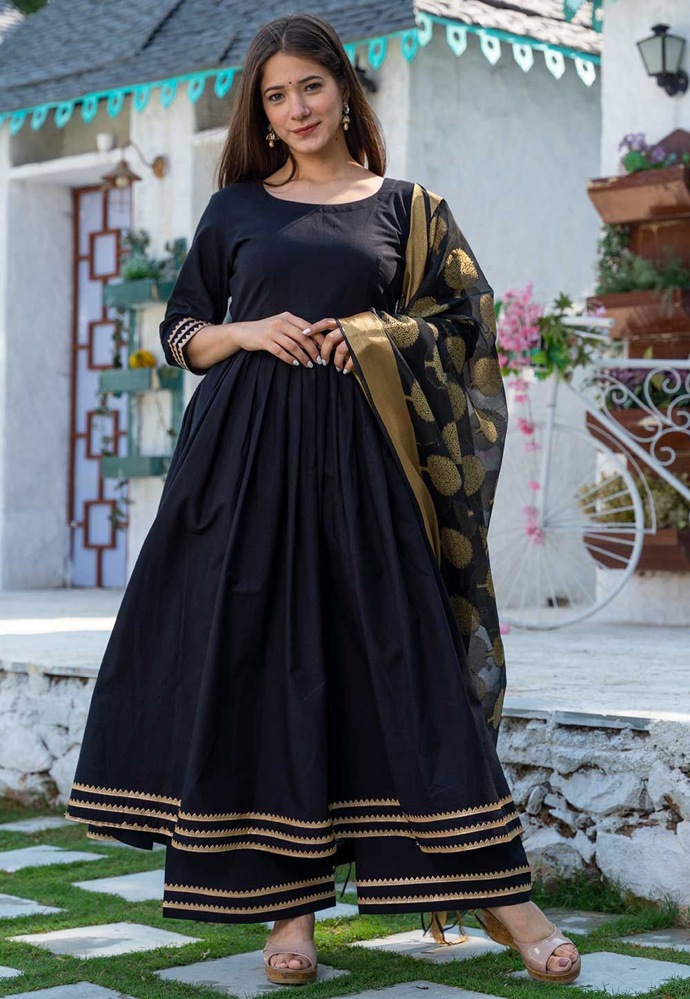 Sharara - Gota Patti - Salwar Kameez: Shop online Salwar Suits