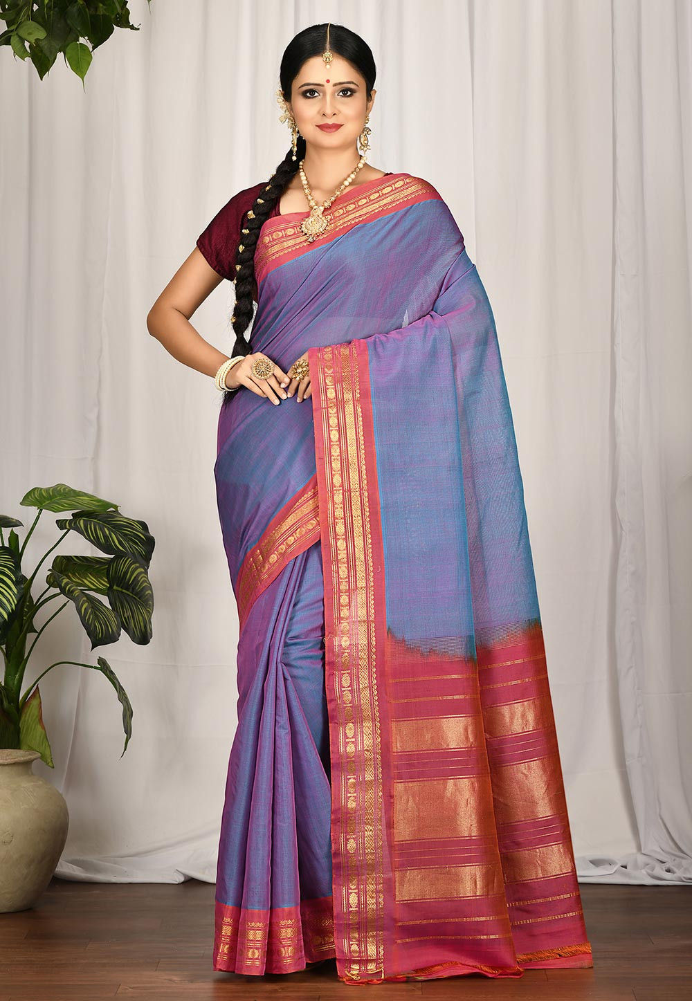 Handloom Gadwal Silk Saree in Light Purple : STGA375