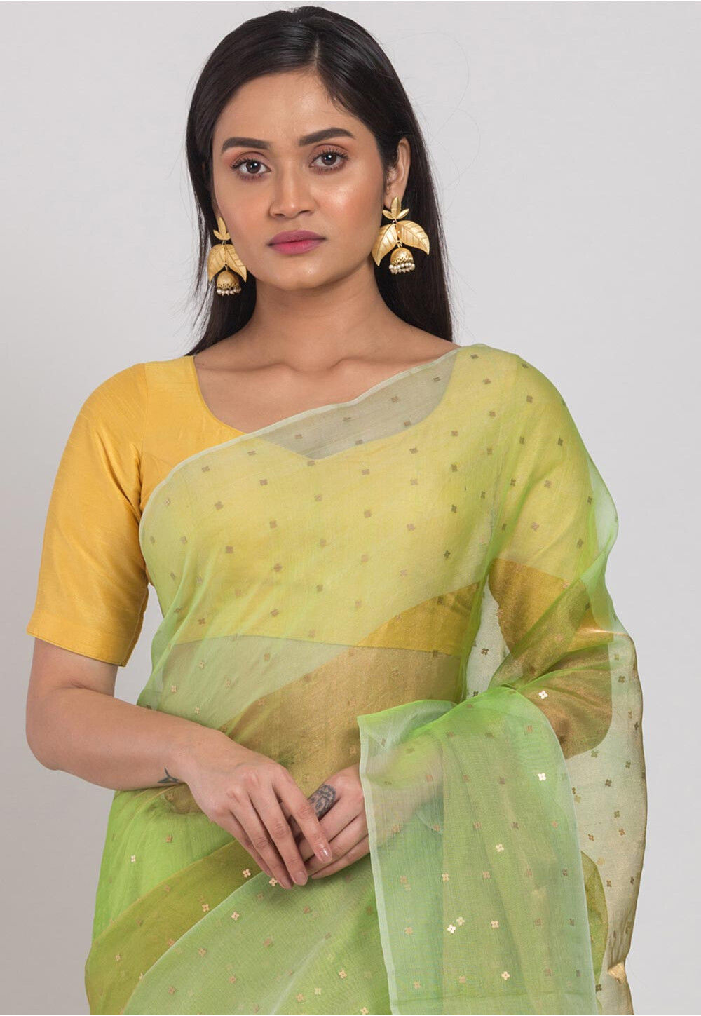 Buy Handloom Pure Muslin Silk Saree in Green and Light Green Online