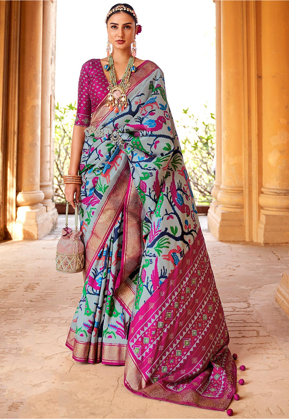 Share 72+ ikat design sarees best