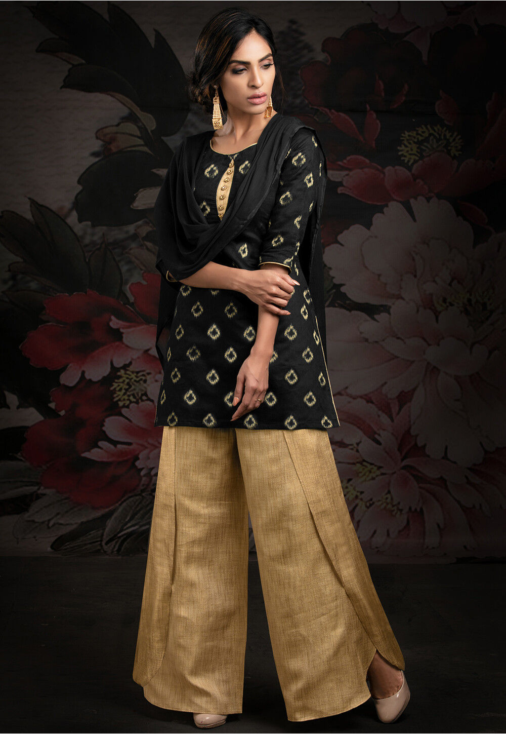 Floral Yoke Design Regular Chanderi Cotton Kurta With Trousers & Dupat–  Inddus.in