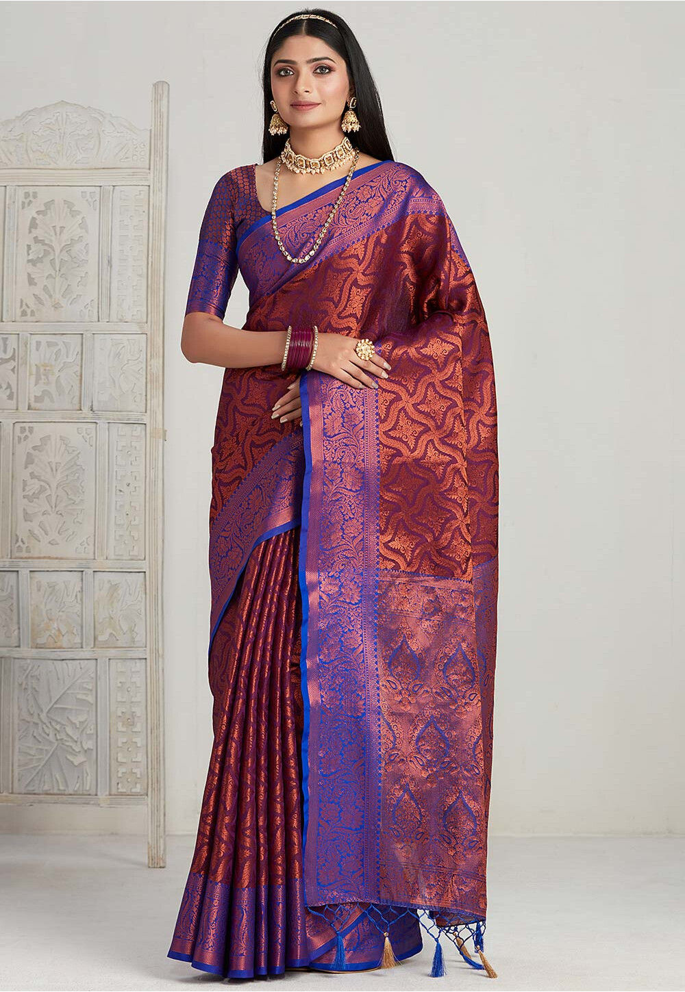 Magenta Traditional Paithani Silk Saree With Zari Weaving | Kolour