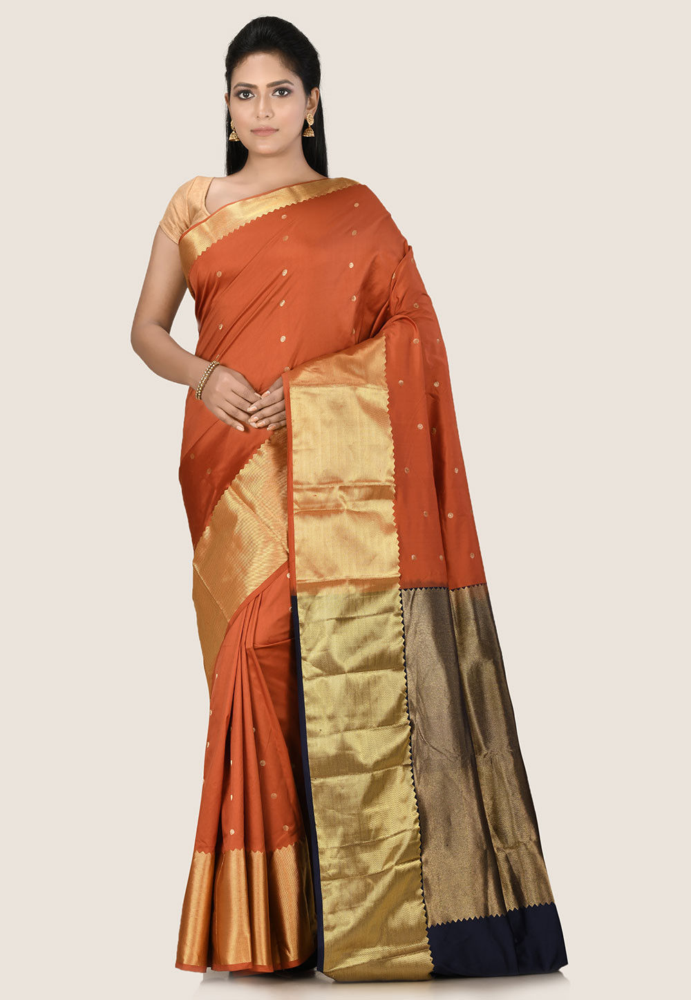 Red & Dark Orange Gold Zari with Bandhej Bandhani Raw Silk Saree - Mohi  Fashion at Rs 4490.00, Visakhapatnam | ID: 2851941210848