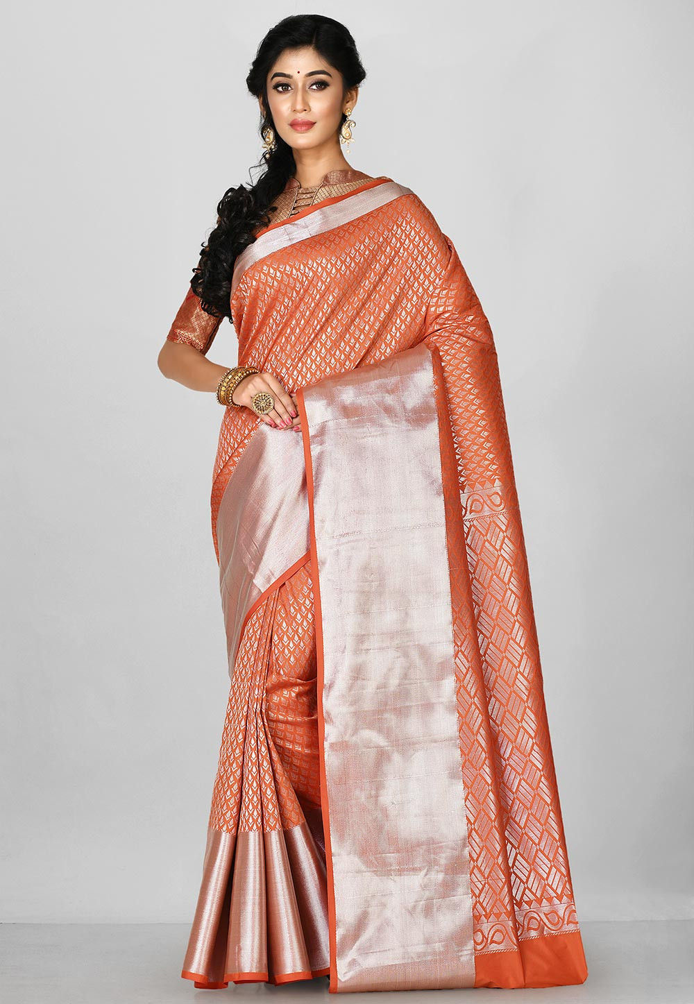 Buy Orange Banarasi Silk Wedding Saree With Silk Blouse Online - SARV04637  | Andaaz Fashion