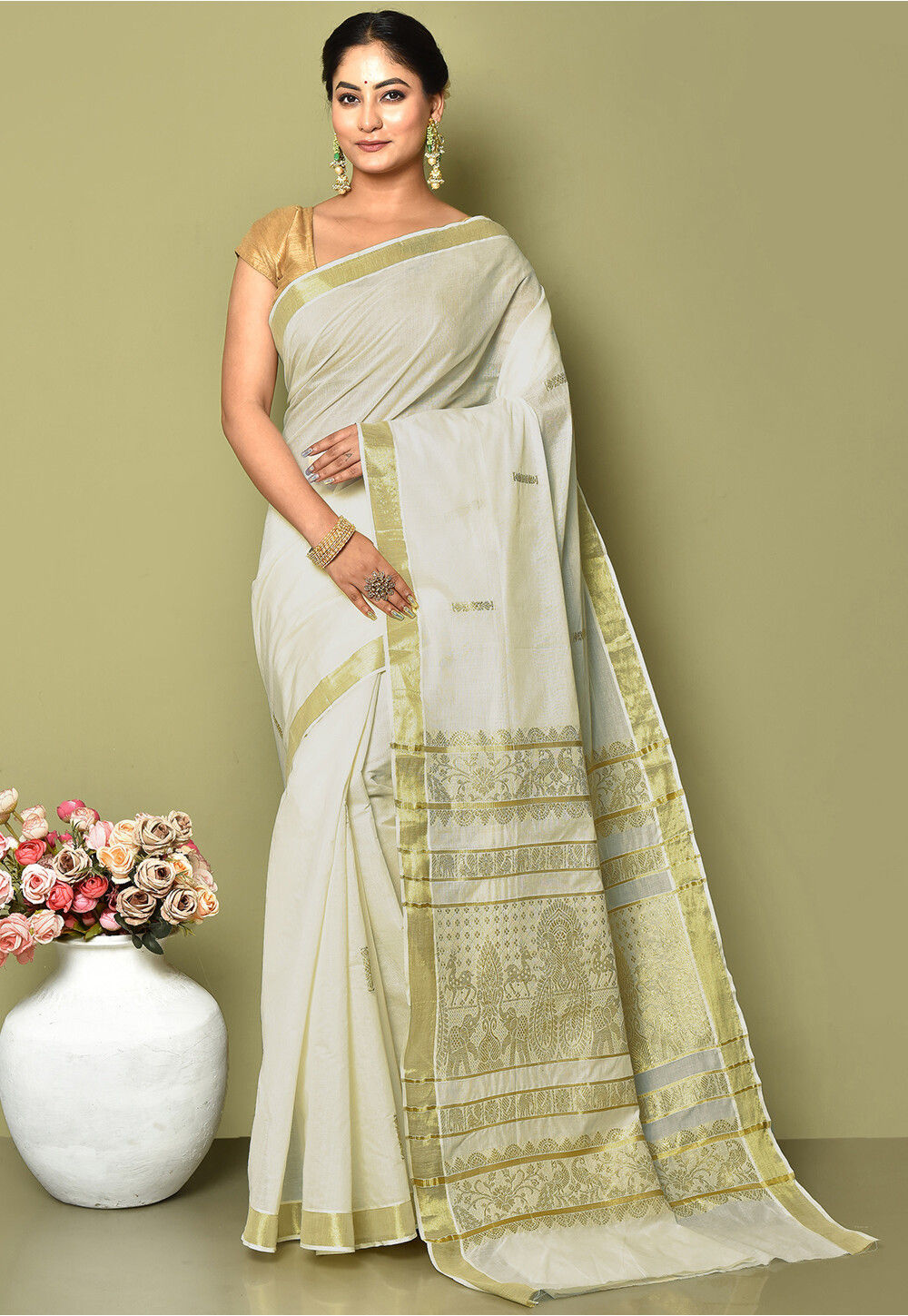 15 Gorgeous Kerala Saree Blouse Designs To Try...
