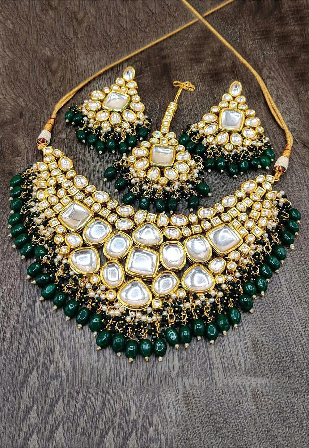 Buy Fida Ethnic Indian Green Jewellery Set Online At Best Price @ Tata CLiQ