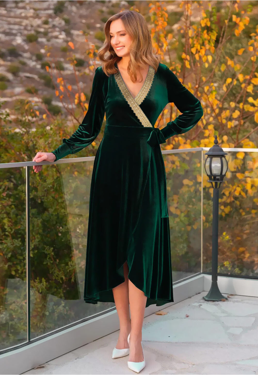 Buy Lace Border Velvet Asymmetric Dress in Dark Green Online