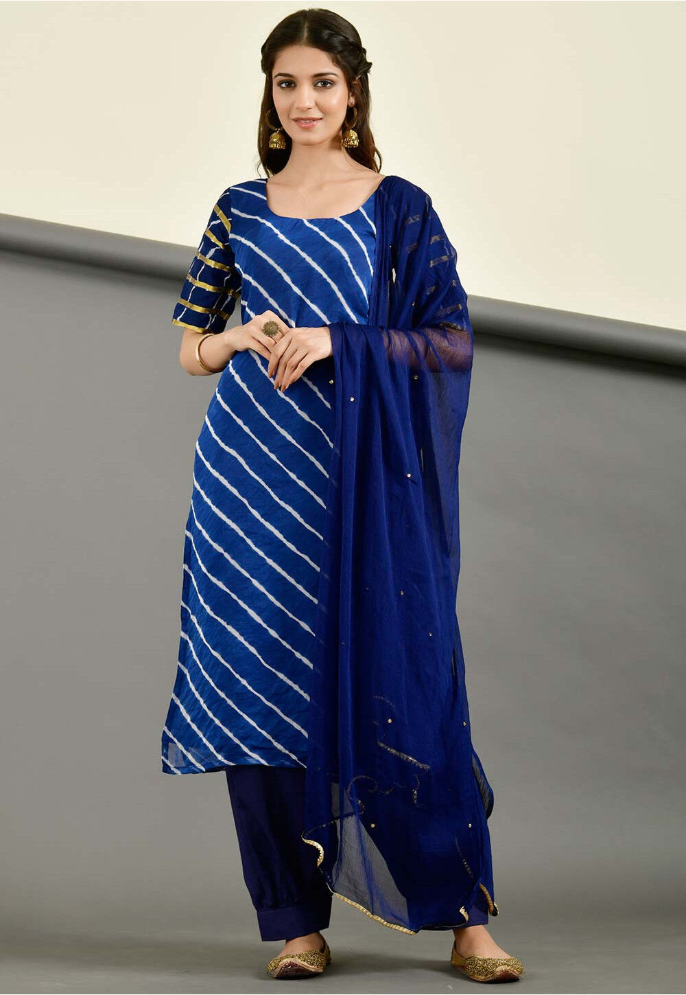 Leheriya Georgette Punjabi Suit in Royal Blue KHS799