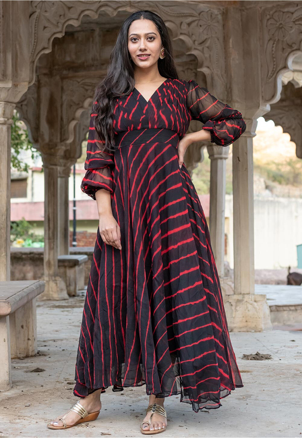 Leheriya Printed Chiffon Gown in Black and Red : TBA89